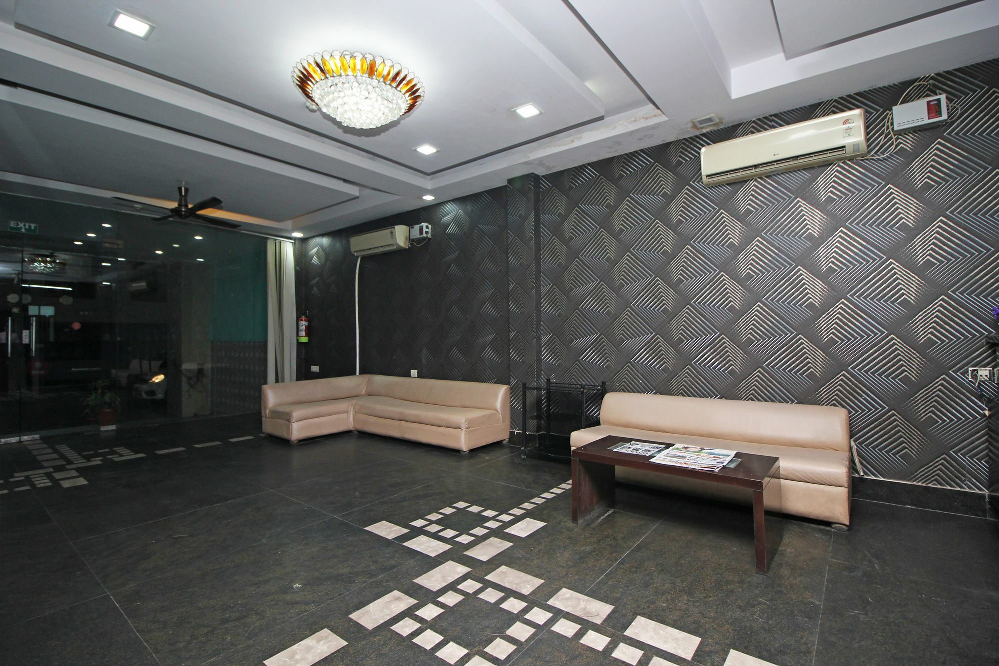 Oyo 9030 Hotel Delhi Airport Plaza Nowe Delhi Zewnętrze zdjęcie